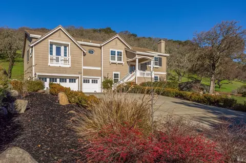 858 Bridle Ridge Dr, Fairfield, CA 94534