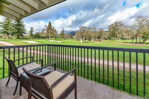 660-661 Cottage Dr, Napa, CA 94558