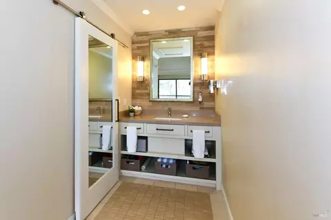 660-661 Cottage Dr, Napa, CA 94558 photo 22