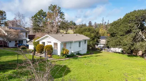 760 Cherry St, Petaluma, CA 94952