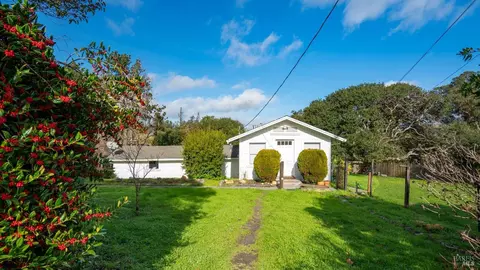 760 Cherry St, Petaluma, CA 94952 photo 4