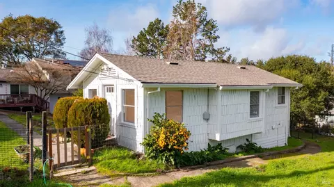 760 Cherry St, Petaluma, CA 94952 photo 3