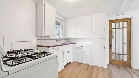 760 Cherry St, Petaluma, CA 94952 photo 11