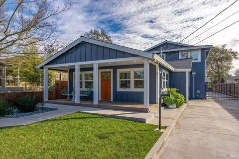 21 Julian Ave, Napa, CA 94559