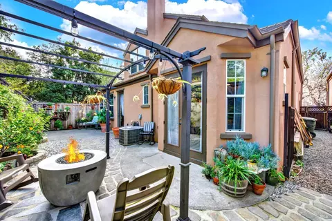 Exterior - 5063 Staghorn Dr, Vallejo, CA 94591 photo 3 of 34