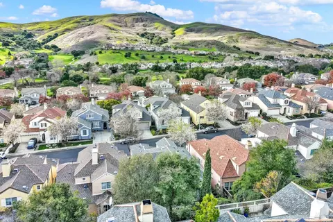 View/Area - 5063 Staghorn Dr, Vallejo, CA 94591 photo 7 of 10