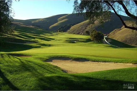 Exterior - 5063 Staghorn Dr, Vallejo, CA 94591 photo 4 of 34