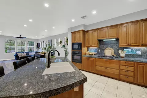 Kitchen - 5063 Staghorn Dr, Vallejo, CA 94591 photo 3 of 17