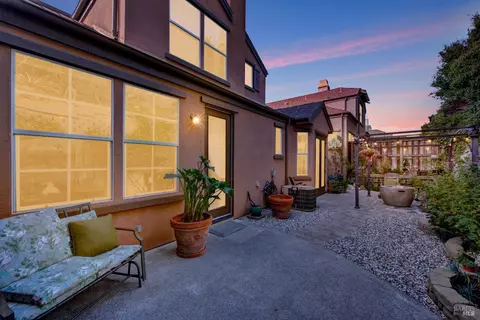 Exterior - 5063 Staghorn Dr, Vallejo, CA 94591 photo 2 of 34