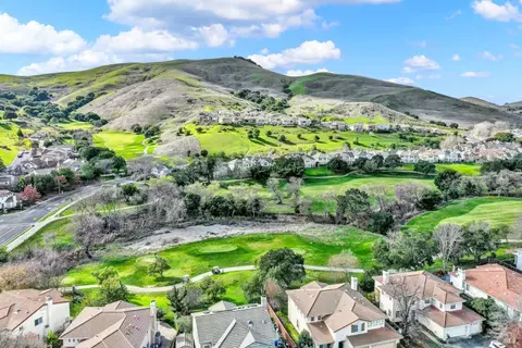 View/Area - 5063 Staghorn Dr, Vallejo, CA 94591 photo 8 of 10