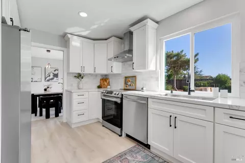 504 Cooper Dr, Benicia, CA 94510 photo 18