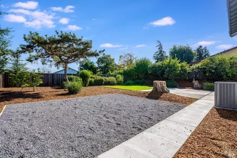 504 Cooper Dr, Benicia, CA 94510 photo 51