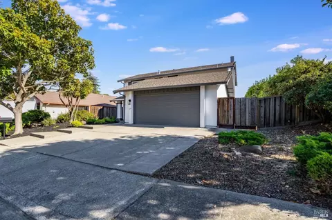 504 Cooper Dr, Benicia, CA 94510 photo 5