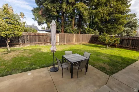 261 Cascade Dr, Vacaville, CA 95687 photo 24