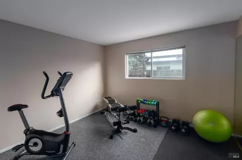 261 Cascade Dr, Vacaville, CA 95687 photo 14