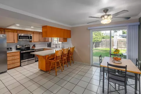 261 Cascade Dr, Vacaville, CA 95687 photo 6