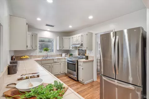 Kitchen - 224 E 1st St, Napa, CA 94559 photo 2 of 4