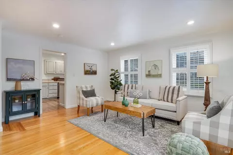 Living - 224 E 1st St, Napa, CA 94559 photo 1 of 9