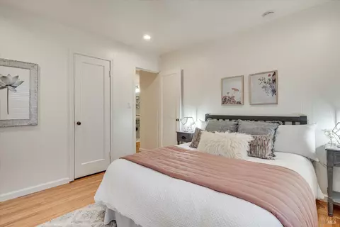 Bedroom - 224 E 1st St, Napa, CA 94559 photo 6 of 6