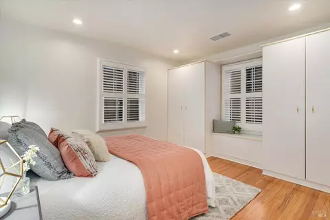 Bedroom - 224 E 1st St, Napa, CA 94559 photo 5 of 6