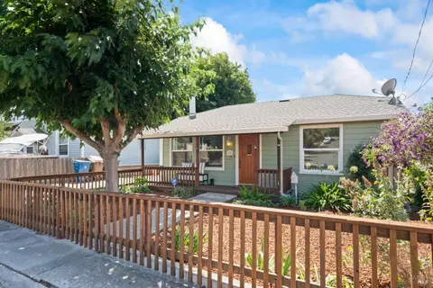 12 Alta Loma St, Benicia, CA 94510