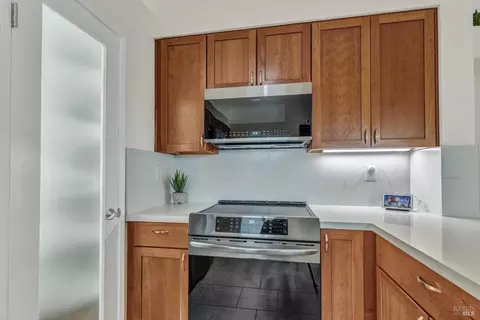 471 Gallagher Dr, Benicia, CA 94510 photo 32