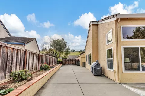 471 Gallagher Dr, Benicia, CA 94510 photo 62