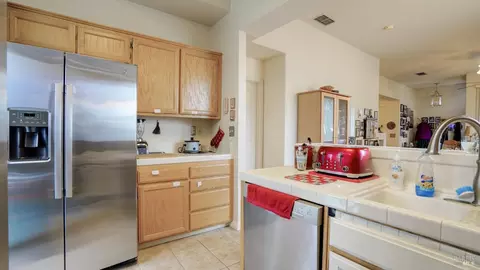 552 Edenderry Dr, Vacaville, CA 95688 photo 8