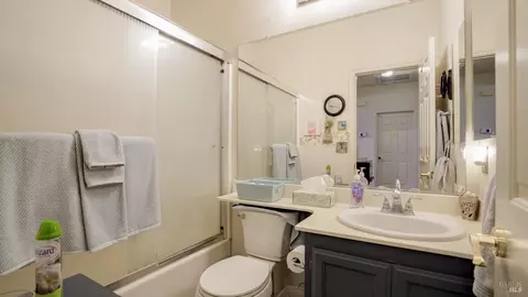 552 Edenderry Dr, Vacaville, CA 95688 photo 11