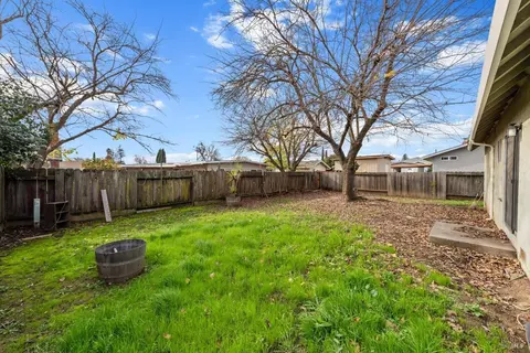 357 E Alaska Ave, Fairfield, CA 94533 photo 25