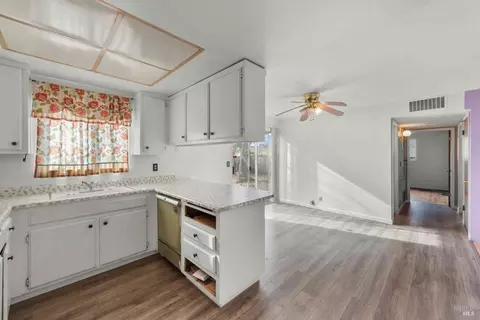 357 E Alaska Ave, Fairfield, CA 94533 photo 11