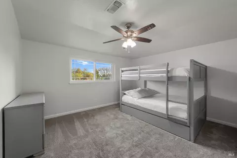 593 Ridgewood Dr, Vacaville, CA 95688 photo 42