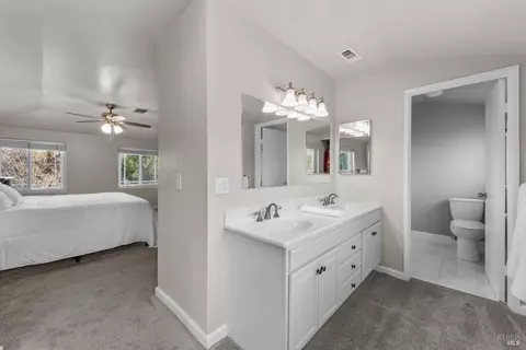 593 Ridgewood Dr, Vacaville, CA 95688 photo 37