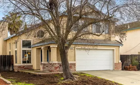 912 Celestine Cir, Vacaville, CA 95687