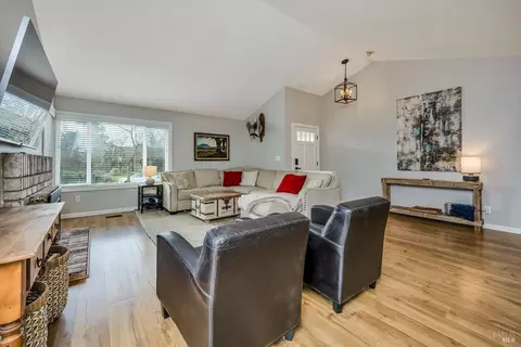1036 Stonebridge Dr, Napa, CA 94558 photo 7