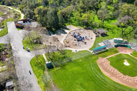 27 Presidio Dr, Novato, CA 94949 photo 62