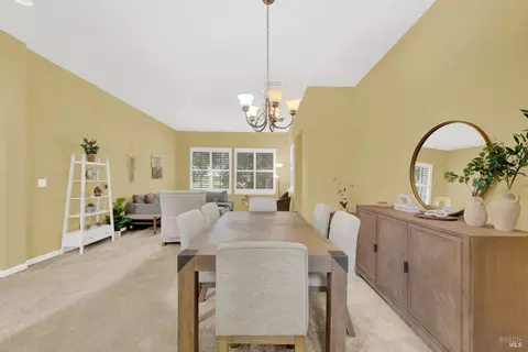 Dining - 1821 Landmark Dr, Vallejo, CA 94591 photo 1 of 8