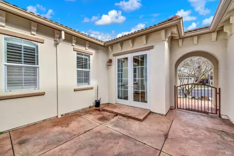 Exterior - 1821 Landmark Dr, Vallejo, CA 94591 photo 8 of 17