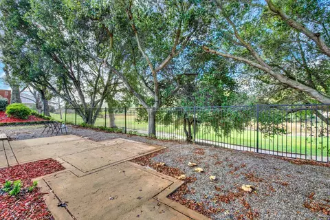 Exterior - 1821 Landmark Dr, Vallejo, CA 94591 photo 16 of 17