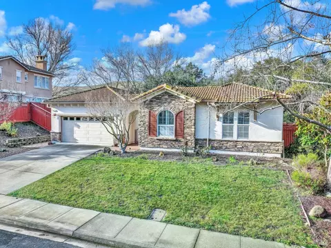Exterior - 1821 Landmark Dr, Vallejo, CA 94591 photo 3 of 17