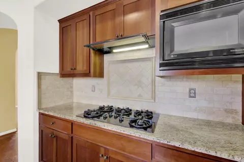 Kitchen - 1821 Landmark Dr, Vallejo, CA 94591 photo 10 of 13