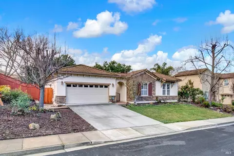 Exterior - 1821 Landmark Dr, Vallejo, CA 94591 photo 4 of 17