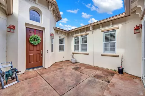 Exterior - 1821 Landmark Dr, Vallejo, CA 94591 photo 9 of 17