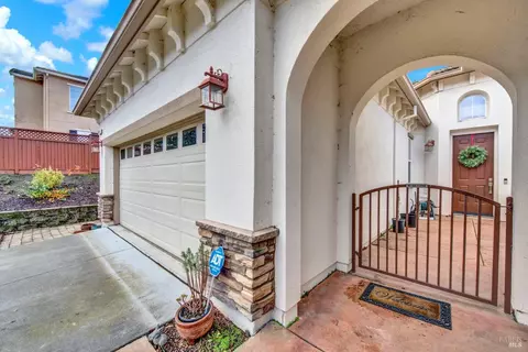 Exterior - 1821 Landmark Dr, Vallejo, CA 94591 photo 7 of 17