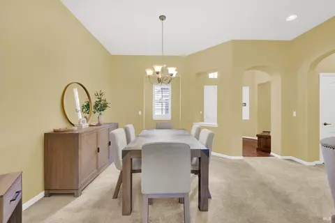 Dining - 1821 Landmark Dr, Vallejo, CA 94591 photo 4 of 8
