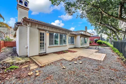 Exterior - 1821 Landmark Dr, Vallejo, CA 94591 photo 11 of 17