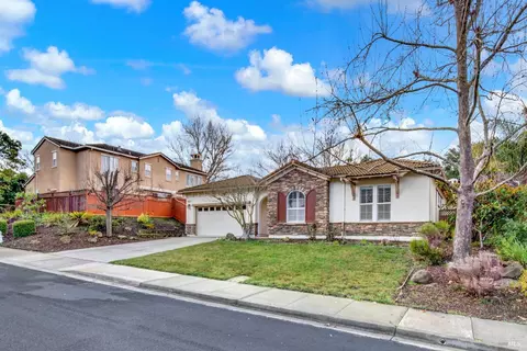 Exterior - 1821 Landmark Dr, Vallejo, CA 94591 photo 5 of 17