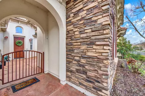 Exterior - 1821 Landmark Dr, Vallejo, CA 94591 photo 6 of 17
