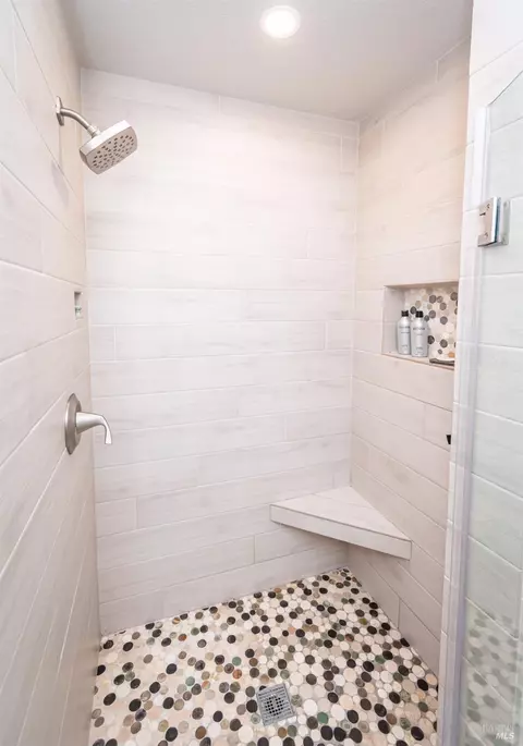 886 Professional Dr, Napa, CA 94558 photo 17