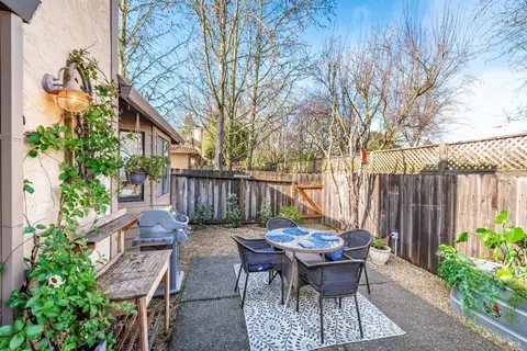 886 Professional Dr, Napa, CA 94558 photo 23